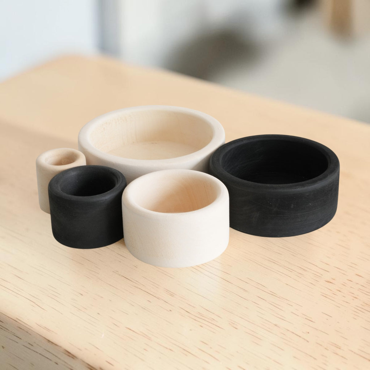 5-piece stained wooden stacking & nesting bowl set – monochrome basswood bowls
