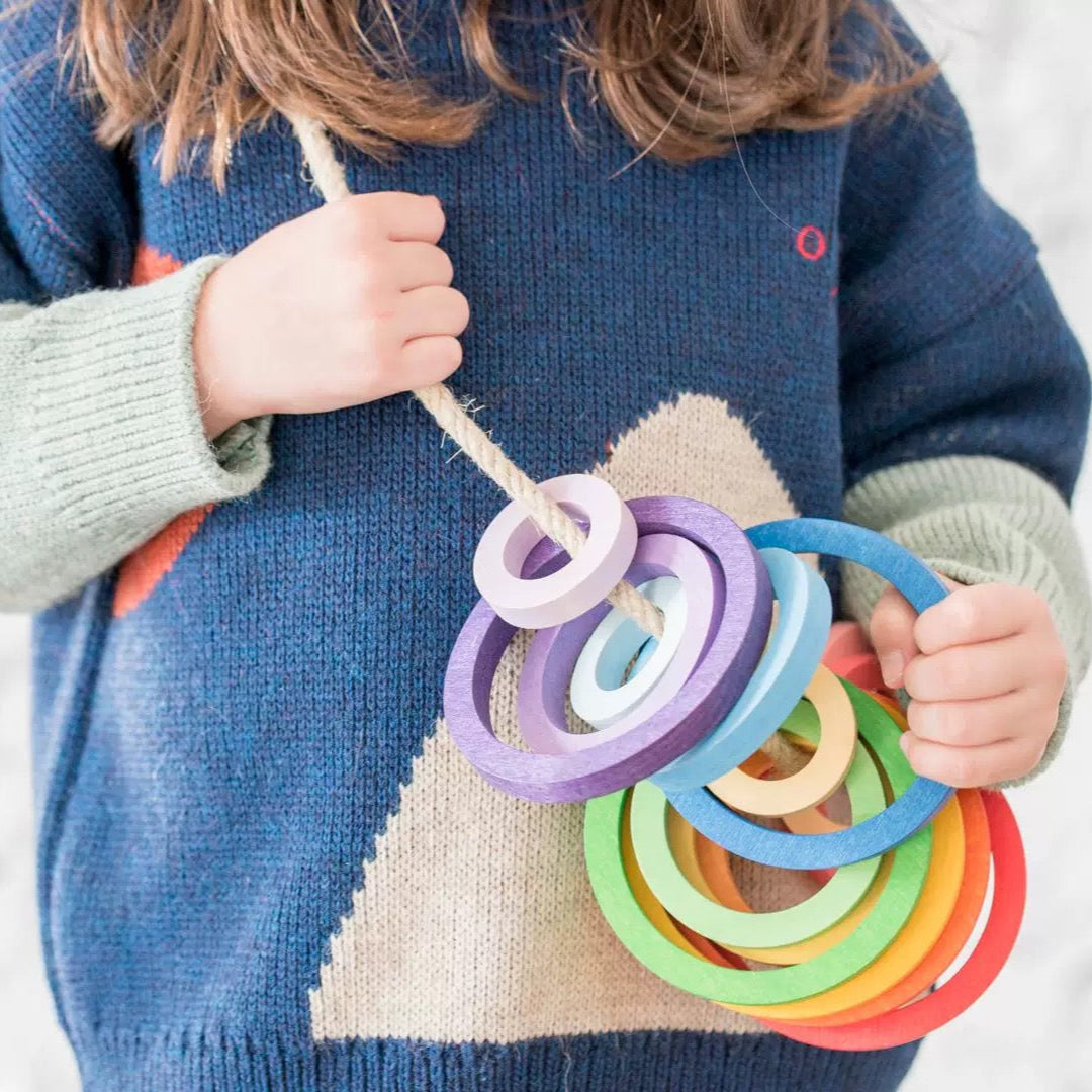 24-piece rainbow nesting rings