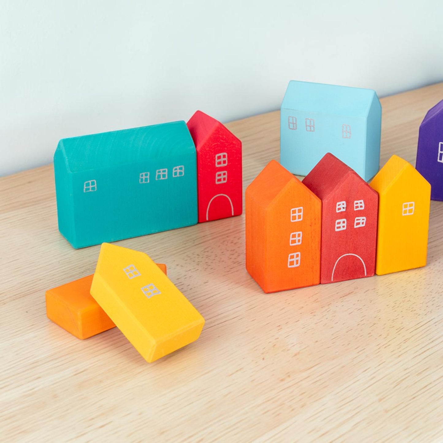 15-piece stained little village wooden house building blocks set
