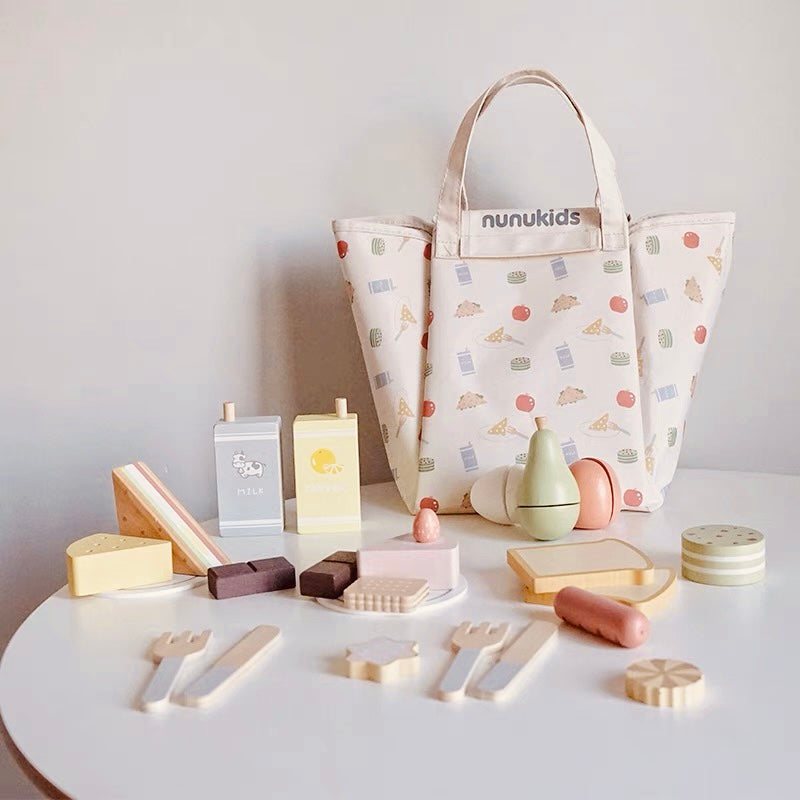 **pre-order (ships in 2-3 weeks)**24 pcs wooden picnic pack play set