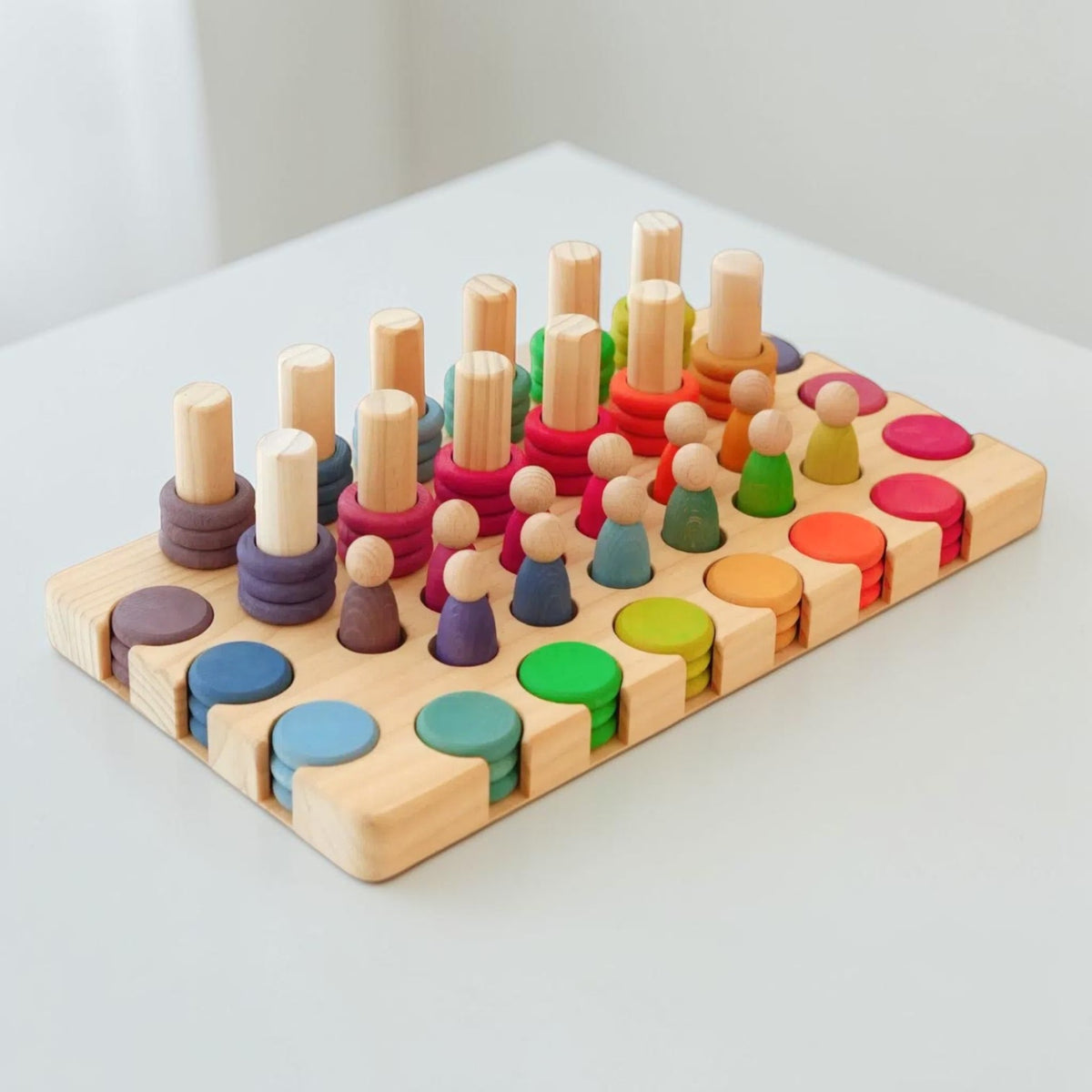 rainbow rings & coins sorting board – stained beechwood set with 12 peg dolls