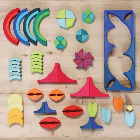 rainbow mandala stained basswood building blocks – 81-piece geometric building set with wooden tray