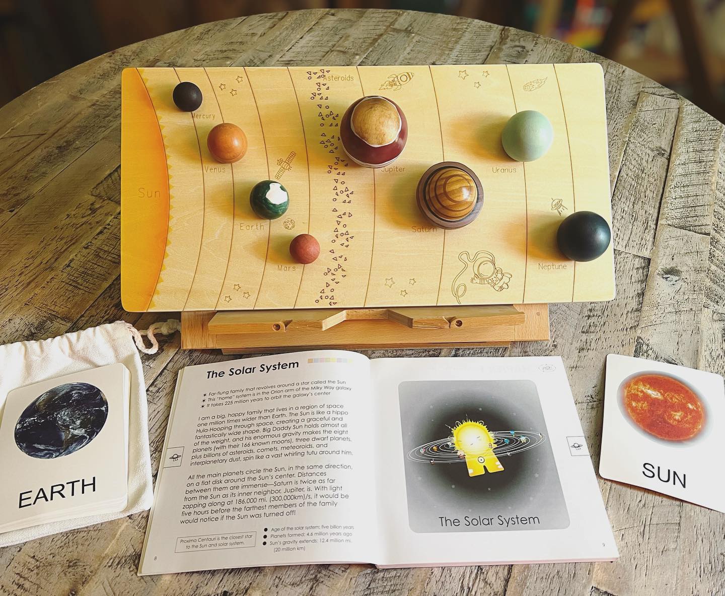 wooden solar system with 8 planets 3-d model puzzle set