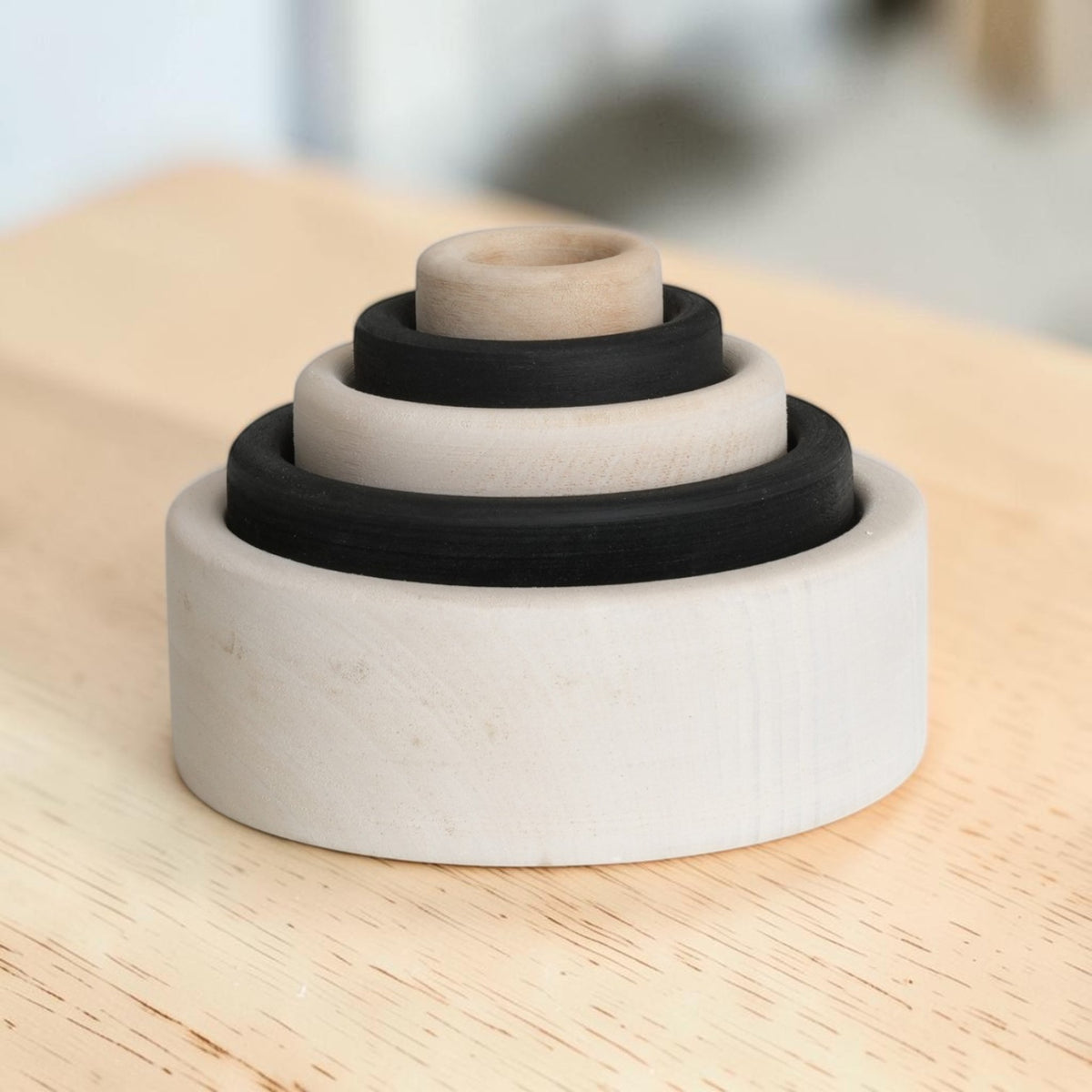 5-piece stained wooden stacking & nesting bowl set – monochrome basswood bowls