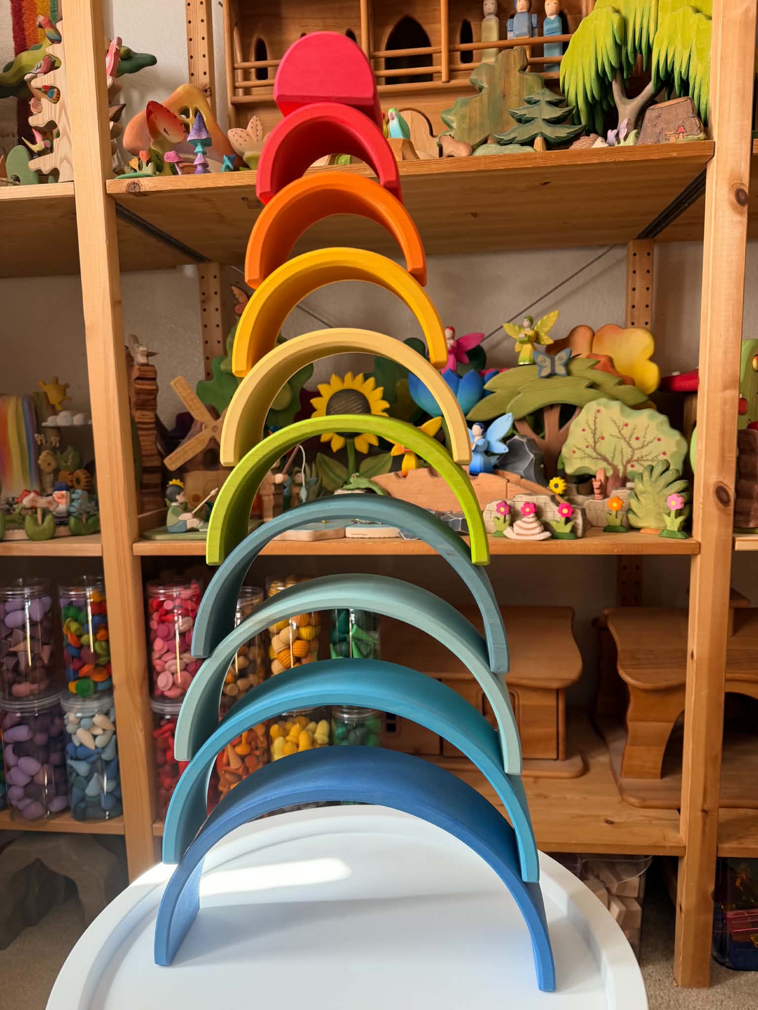 Pre-order (Ships in 2-3 Weeks)**10-Piece Stained Sunrise Rainbow