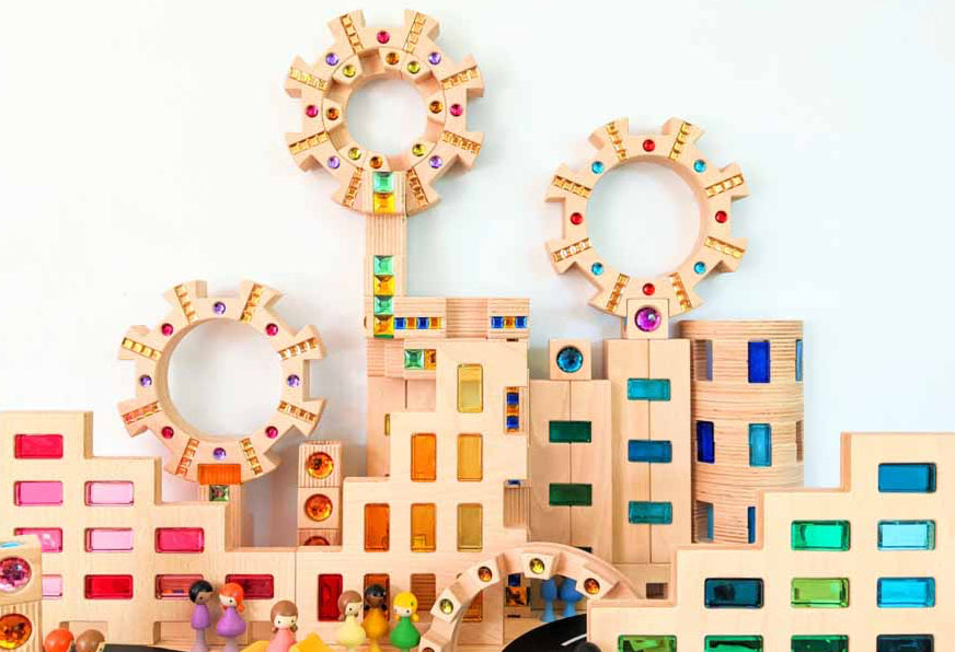 wooden gem sun wreath building ring – beech wood double-sided gem building toy with 8 slots