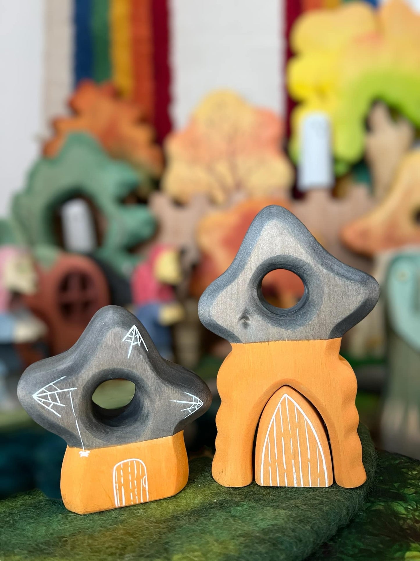 2-piece halloween spooky houses