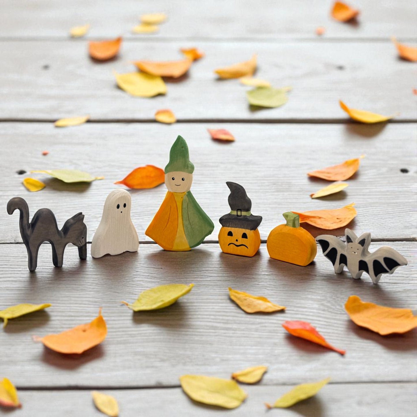 6 pieces sprite & halloween friends wooden set
