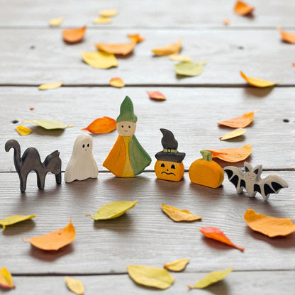 6 Pieces Sprite & Halloween Friends Wooden Set