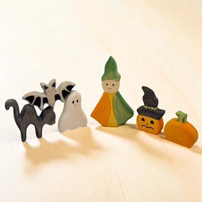 6 Pieces Sprite & Halloween Friends Wooden Set