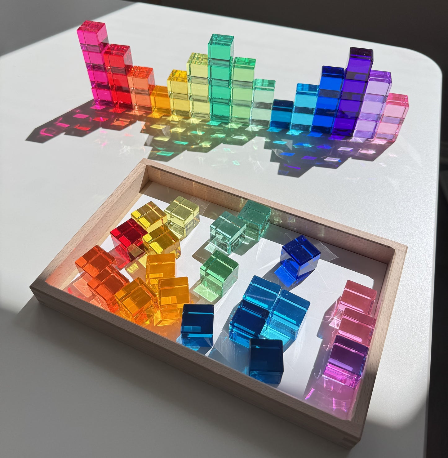 60 pcs crystal-clear acrylic rainbow cubes with wooden tray – 15 colors
